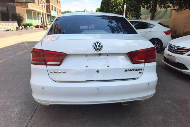 Volkswagen Santana 2015 car image #6