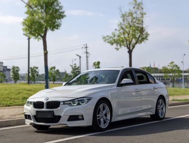 BMW 3 Series 2018 BMW 3 Series 2018 car image