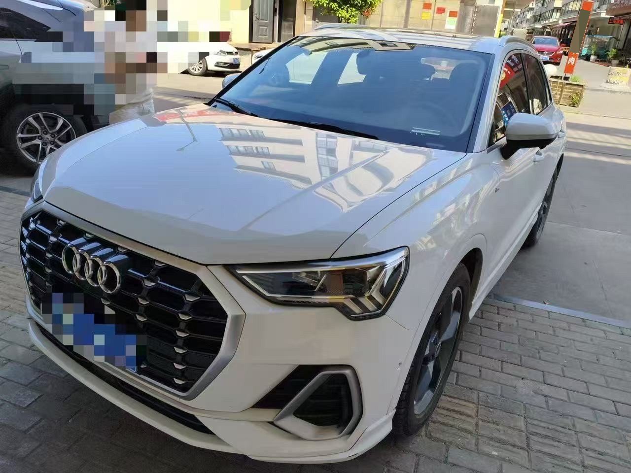 2022 immagine di auto 