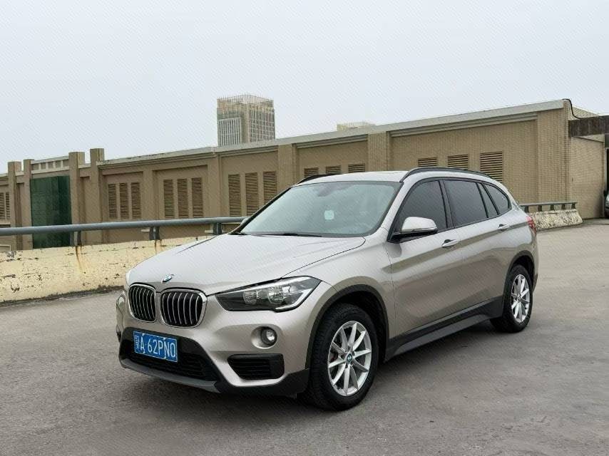 BMW X1 2019 BMW X1 2019 car image