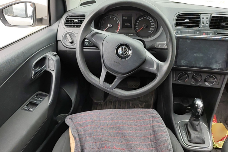 Volkswagen Polo 2019 #11 Volkswagen Polo 2019 car image #11