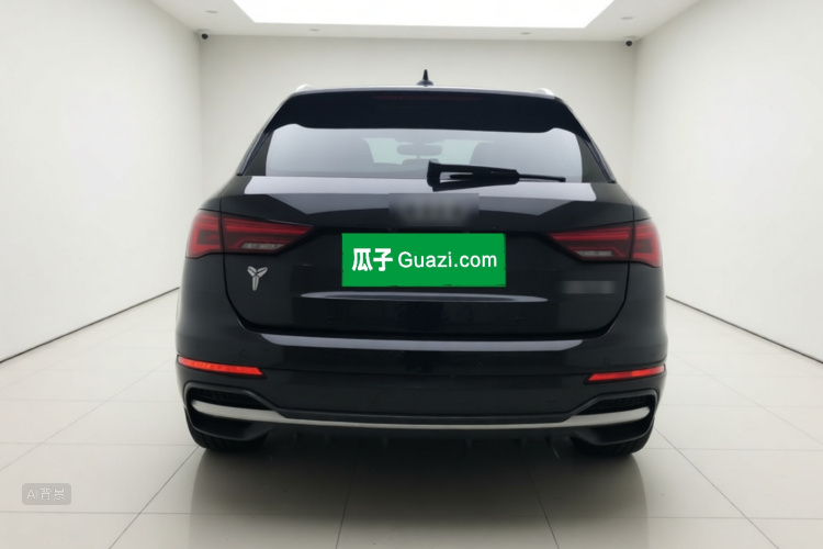 Audi Q3 2020 car image #6