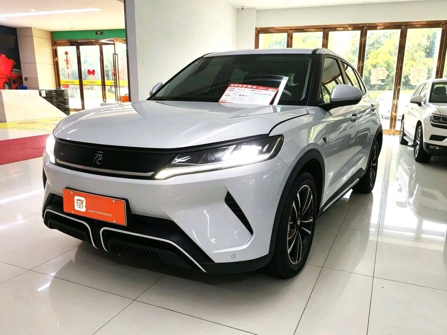 BYD YuanUP 2024 immagine di auto 