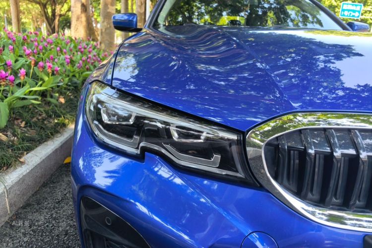 BMW 3 Series 2020 car image #8