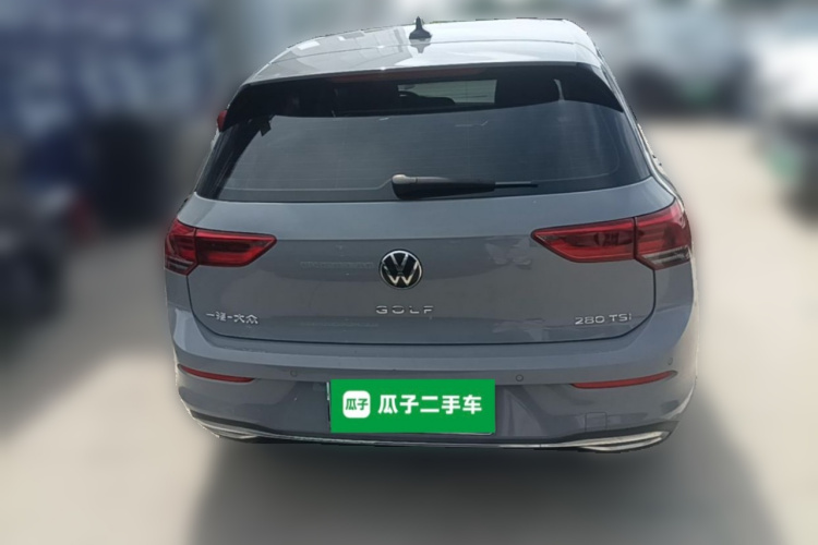 Volkswagen Golf 2022 car image #6