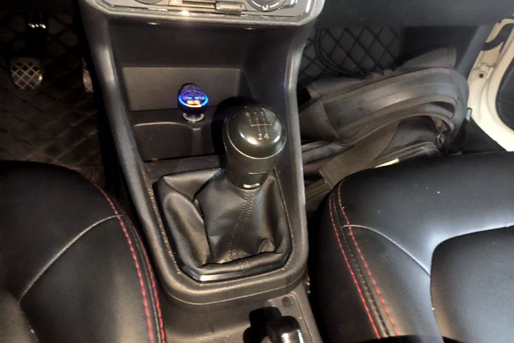 Volkswagen Santana 2017 #14 Volkswagen Santana 2017 car image #14