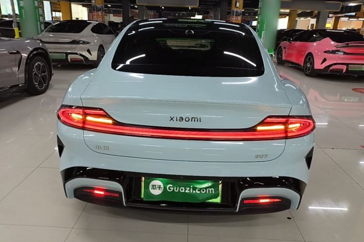 MI SU7 2025 car image #6
