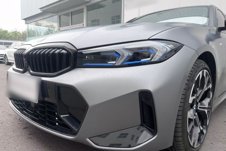 BMW 3 Series 2025 car image #8