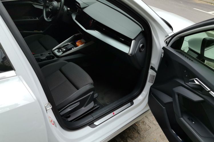Audi A3 2022 immagine di auto #25