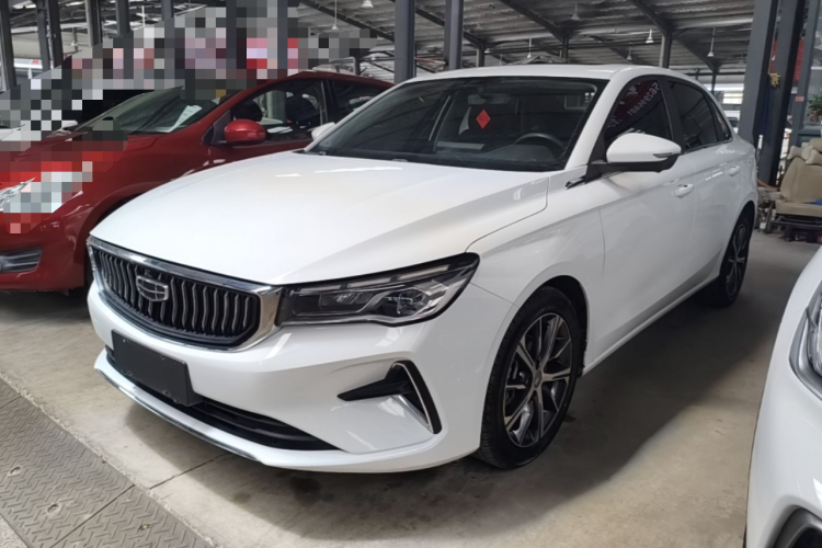 GEELY Emgrand 2022 car image #2