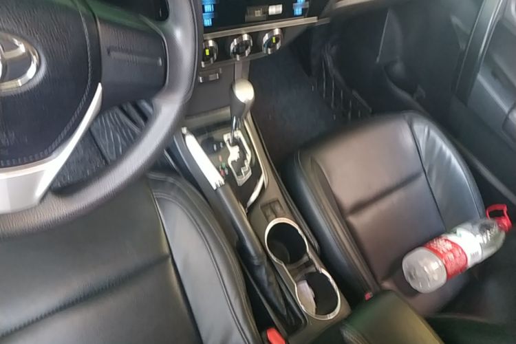 Toyota Corolla 2019 #14 Toyota Corolla 2019 car image #14