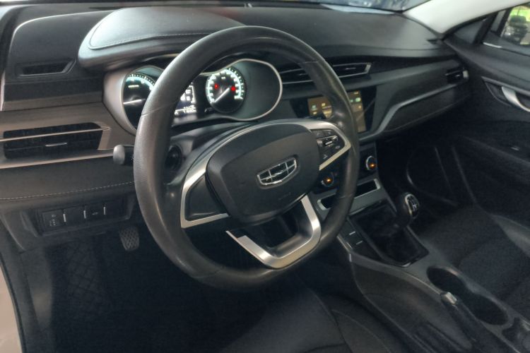 GEELY Emgrand 2021 car image #13