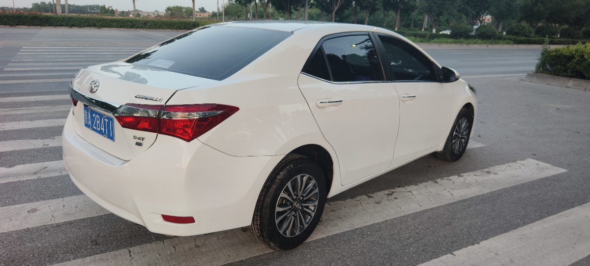 Toyota Corolla 2018 imagen de coche #5