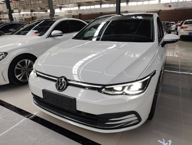 Volkswagen Golf 2021 car image 