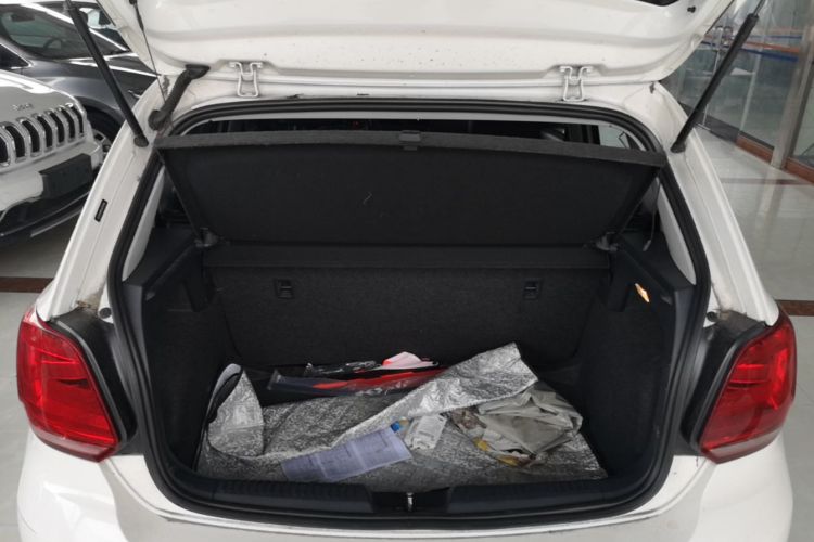 Volkswagen Polo 2017 #19 Volkswagen Polo 2017 car image #19