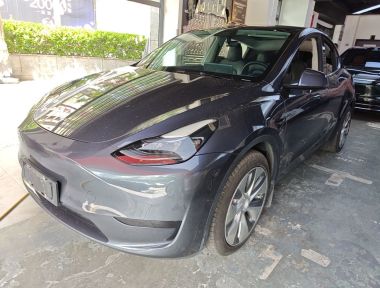 Tesla Model Y 2022 Tesla Model Y 2022 car image