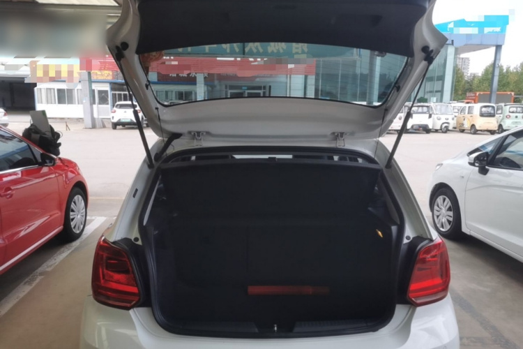 Volkswagen Polo 2017 #21 Volkswagen Polo 2017 car image #21
