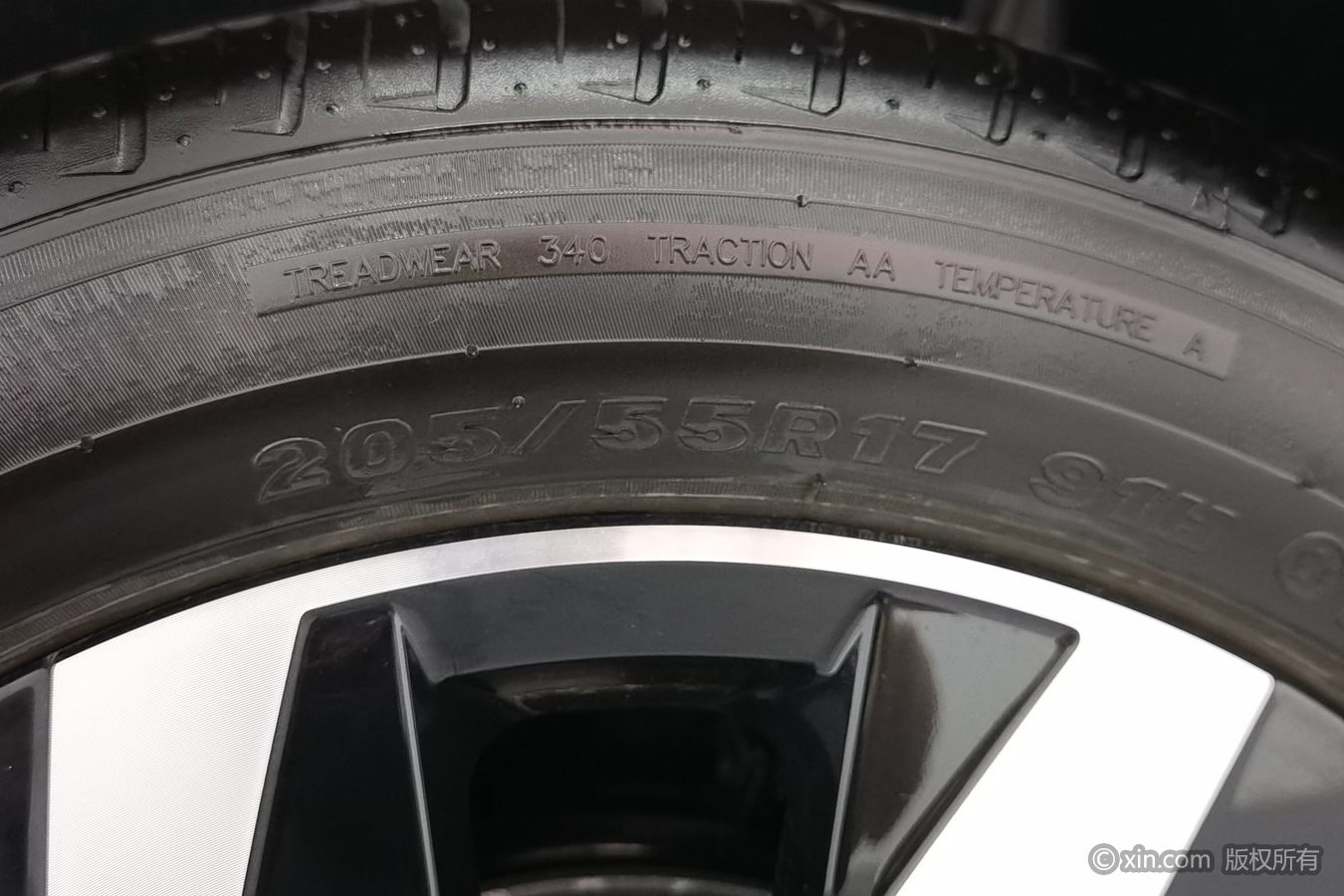 Volkswagen Tharu 2026 car image #25