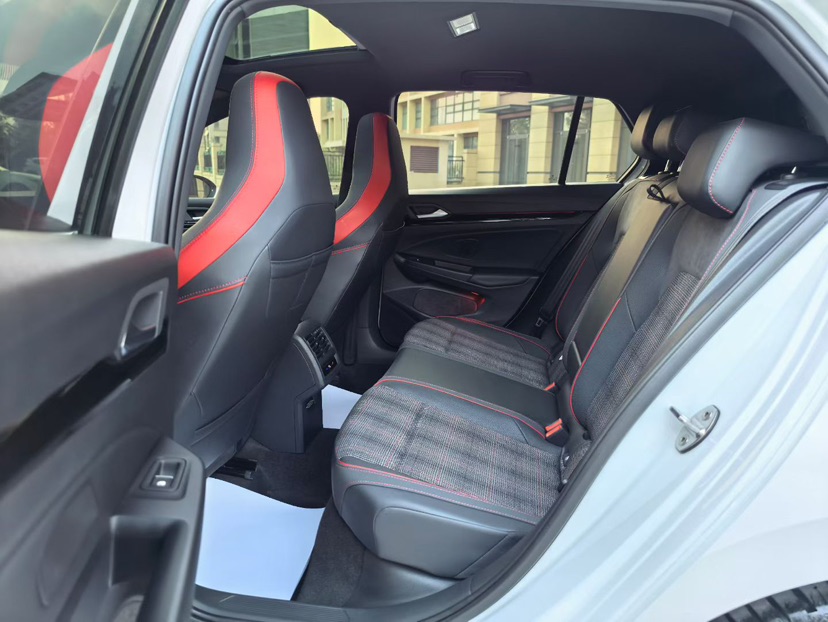 Volkswagen GolfGTI 2023 car image #8