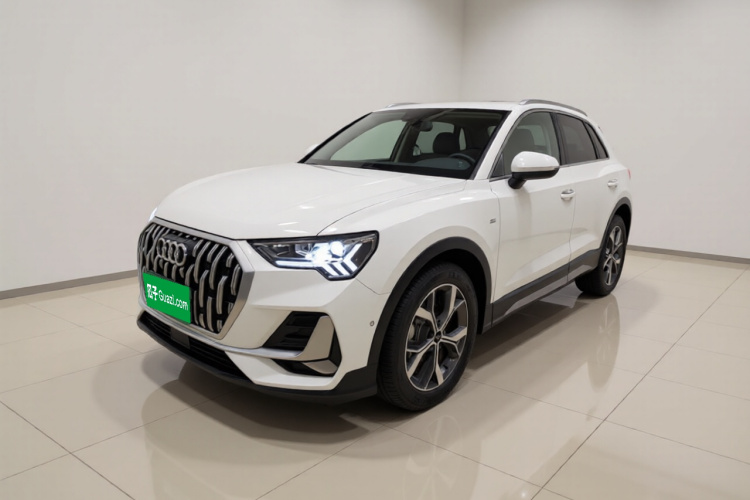 Audi Q3 2024 #2 Audi Q3 2024 car image #2