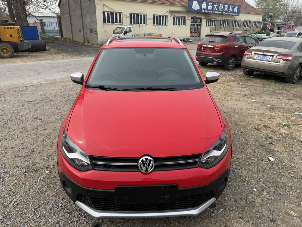Volkswagen Polo 2012 car image #9