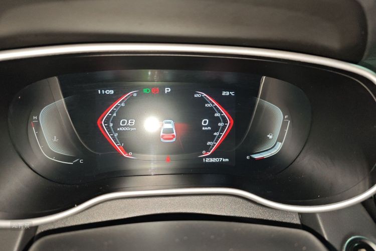 GEELY Emgrand 2019 car image #13
