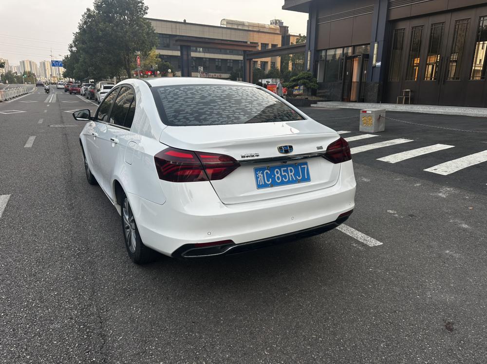 GEELY Emgrand 2018 #5 GEELY Emgrand 2018 car image #5
