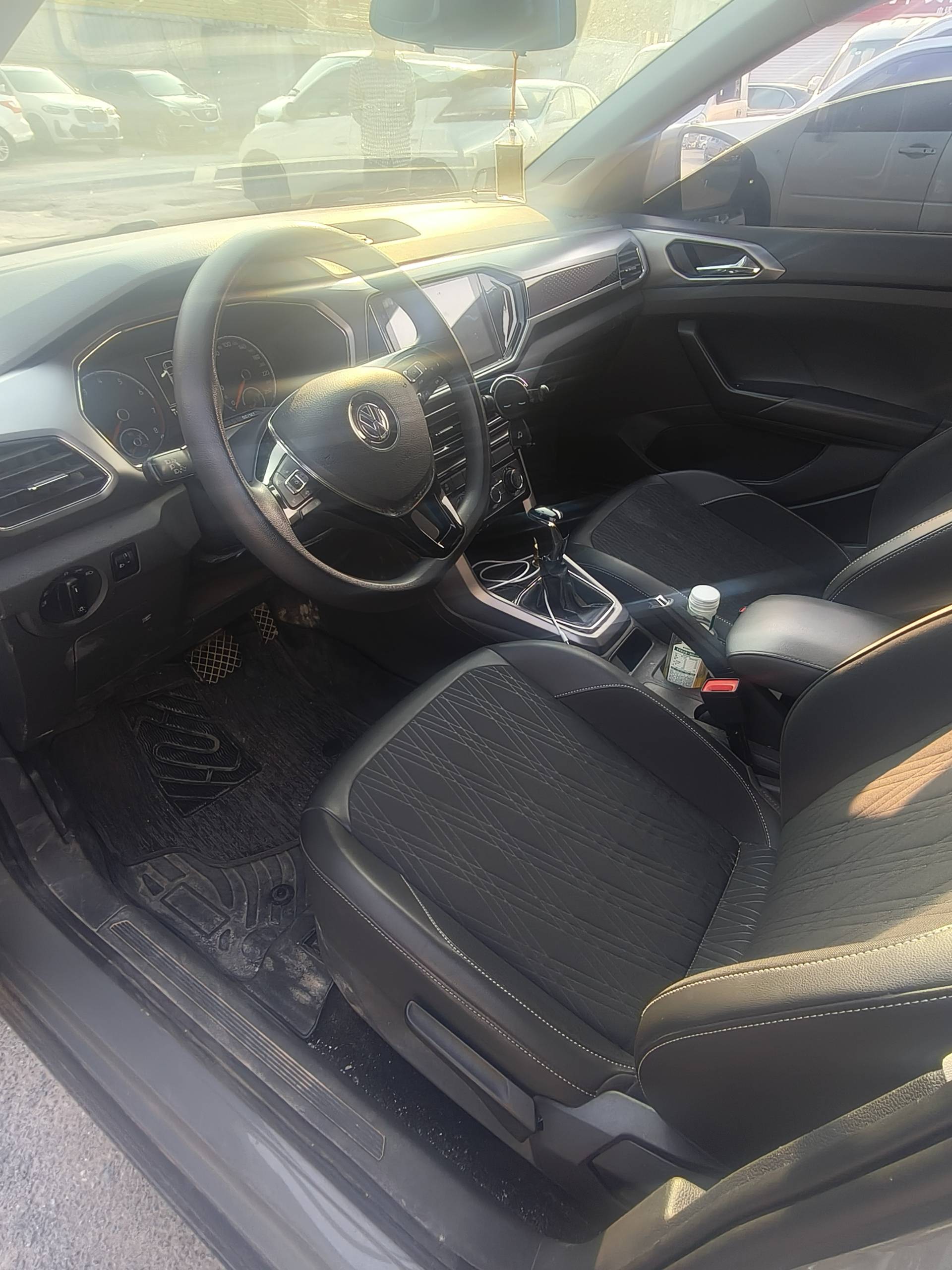 Volkswagen T-Cross 2019 #2 Volkswagen T-Cross 2019 immagine di auto #2