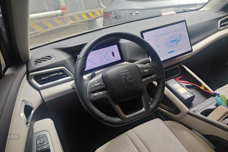 BYD YuanUP 2025 car image #12