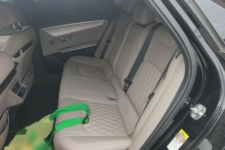 BYD Han 2024 #17 BYD Han 2024 immagine di auto #17