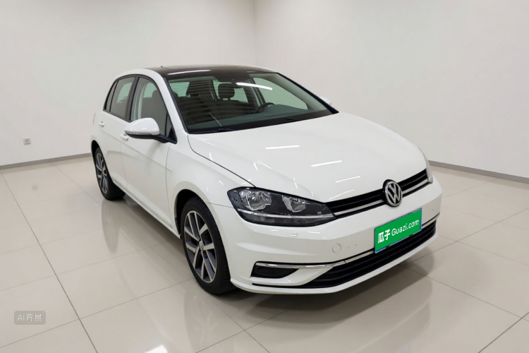 Volkswagen Golf 2020 car image #4