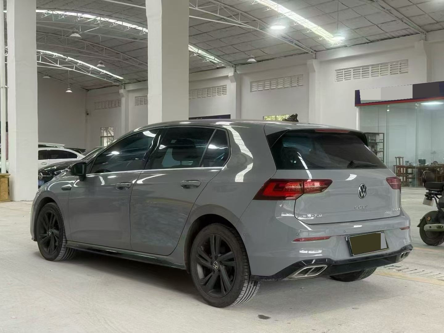 Volkswagen Golf 2024 immagine di auto #7