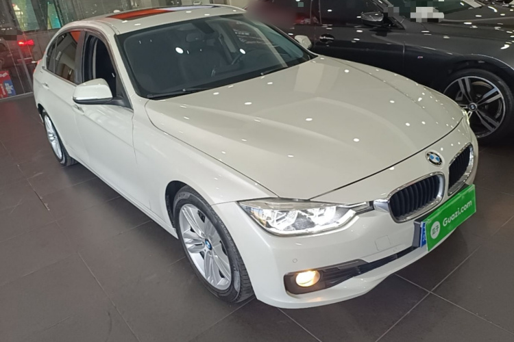 BMW 3 Series 2017 #4 BMW 3 Series 2017 car image #4