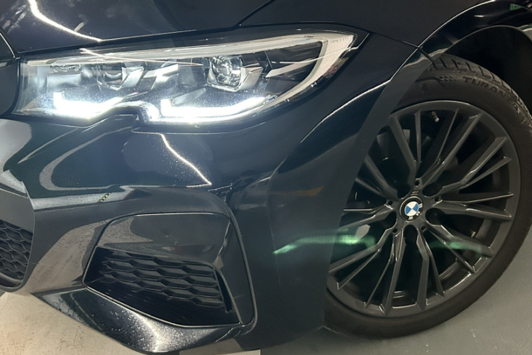 BMW 3 Series 2022 car image #22