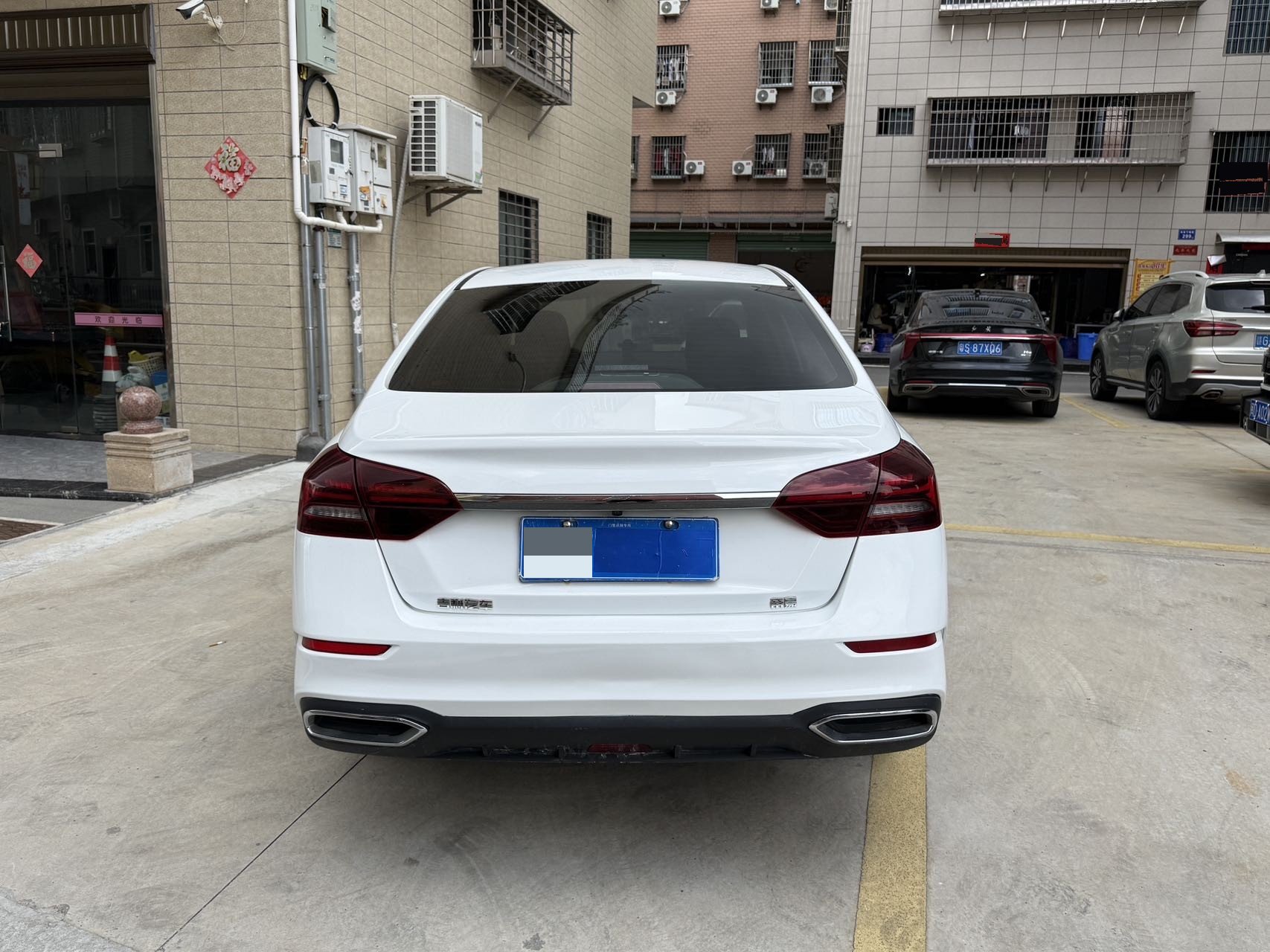 GEELY Emgrand 2022 #8 GEELY Emgrand 2022 car image #8