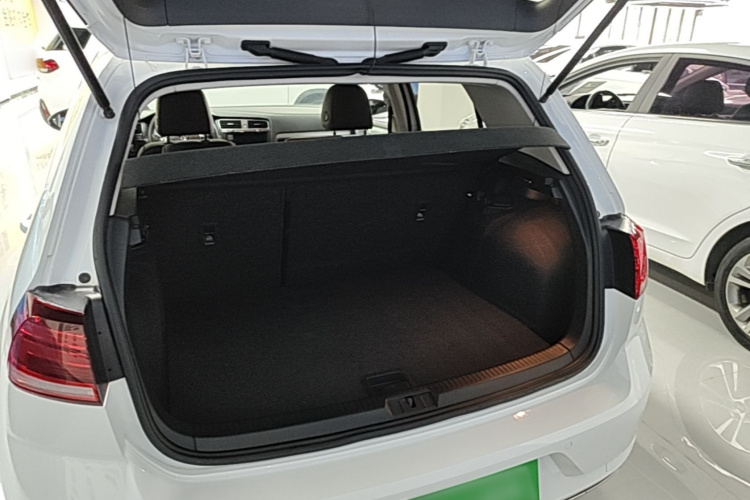 Volkswagen Golf 2018 #19 Volkswagen Golf 2018 car image #19