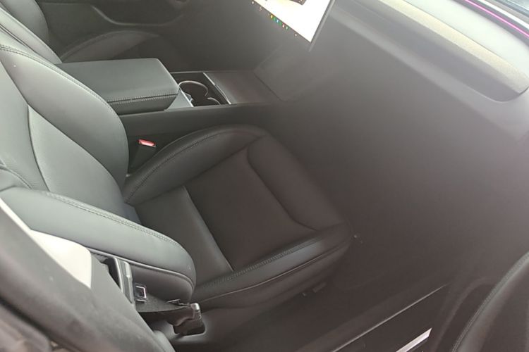 Tesla Model 3 2024 #21 Tesla Model 3 2024 car image #21