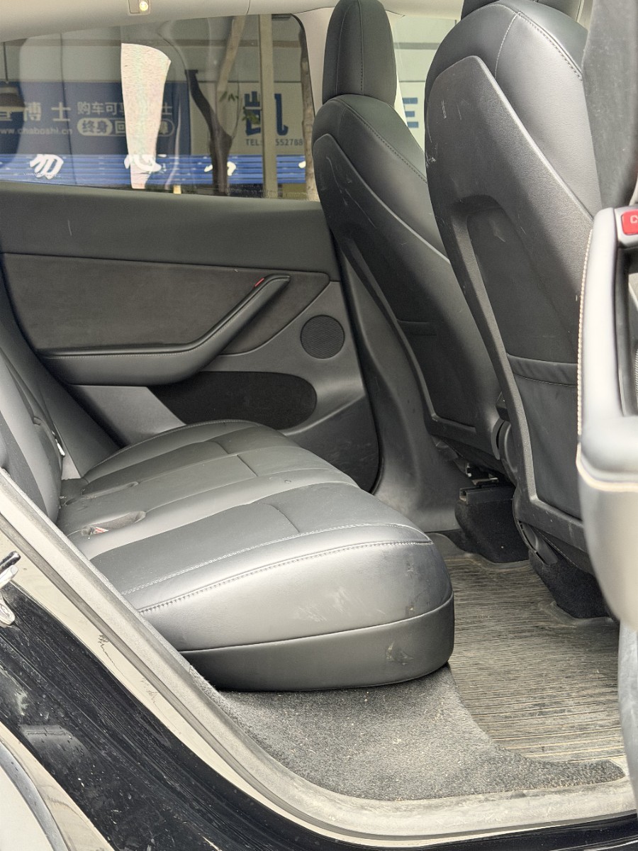 Tesla Model Y 2022 #10 Tesla Model Y 2022 car image #10