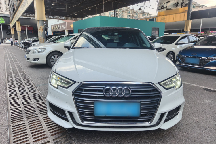 Audi A3 2018 #3 Audi A3 2018 car image #3