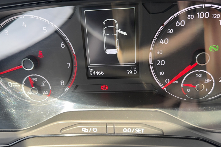 Volkswagen Polo 2021 car image #8