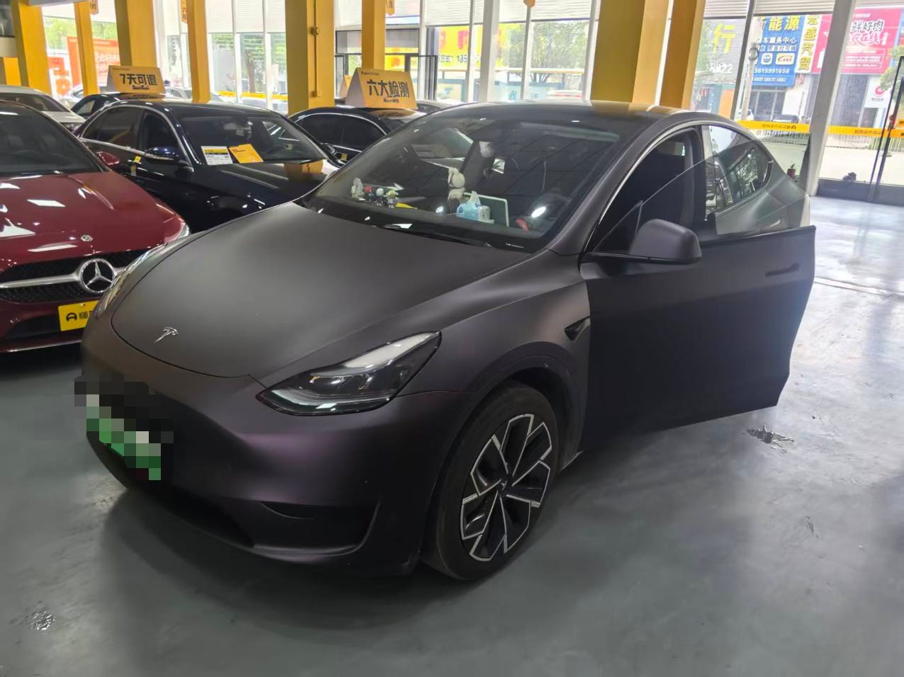Tesla Model Y 2024 Tesla Model Y 2024 car image