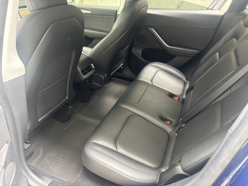 Tesla Model Y 2021 #5 Tesla Model Y 2021 car image #5