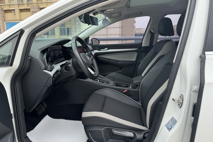 Volkswagen Golf 2021 #18 Volkswagen Golf 2021 car image #18