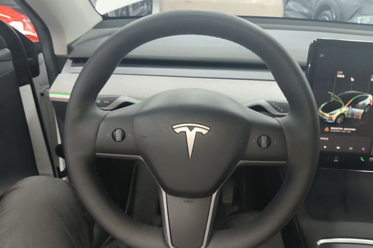 Tesla Model Y 2022 #11 Tesla Model Y 2022 immagine di auto #11