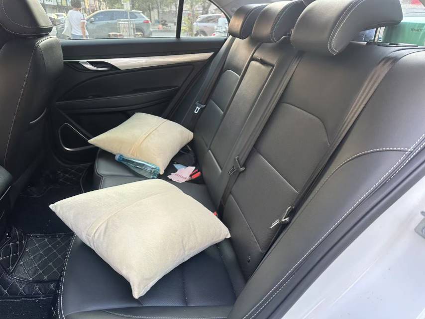 GEELY Emgrand 2020 car image #5