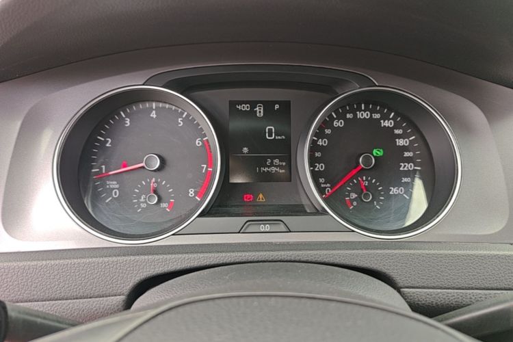 Volkswagen Golf 2014 car image #12