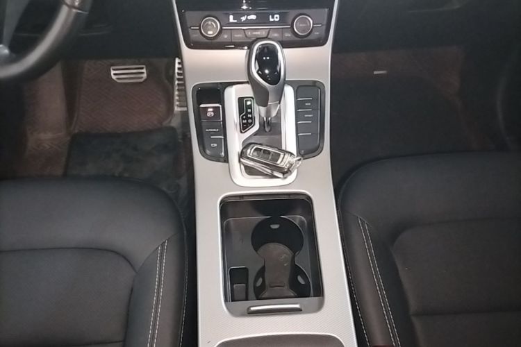 GEELY Emgrand GS 2018 car image #14