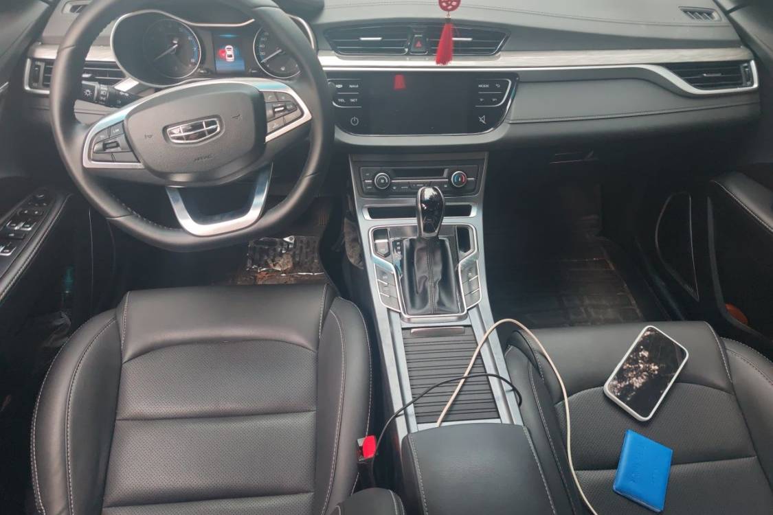 GEELY Emgrand 2019 #21 GEELY Emgrand 2019 car image #21