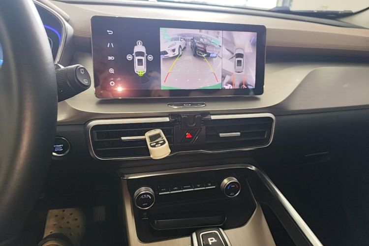 GEELY Coolray 2019 #13 GEELY Coolray 2019 صورة سيارة #13