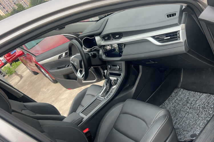 GEELY Emgrand 2020 #29 GEELY Emgrand 2020 car image #29